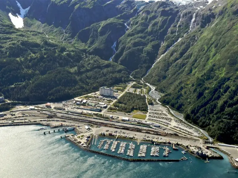 Pueblo costero de Alaska