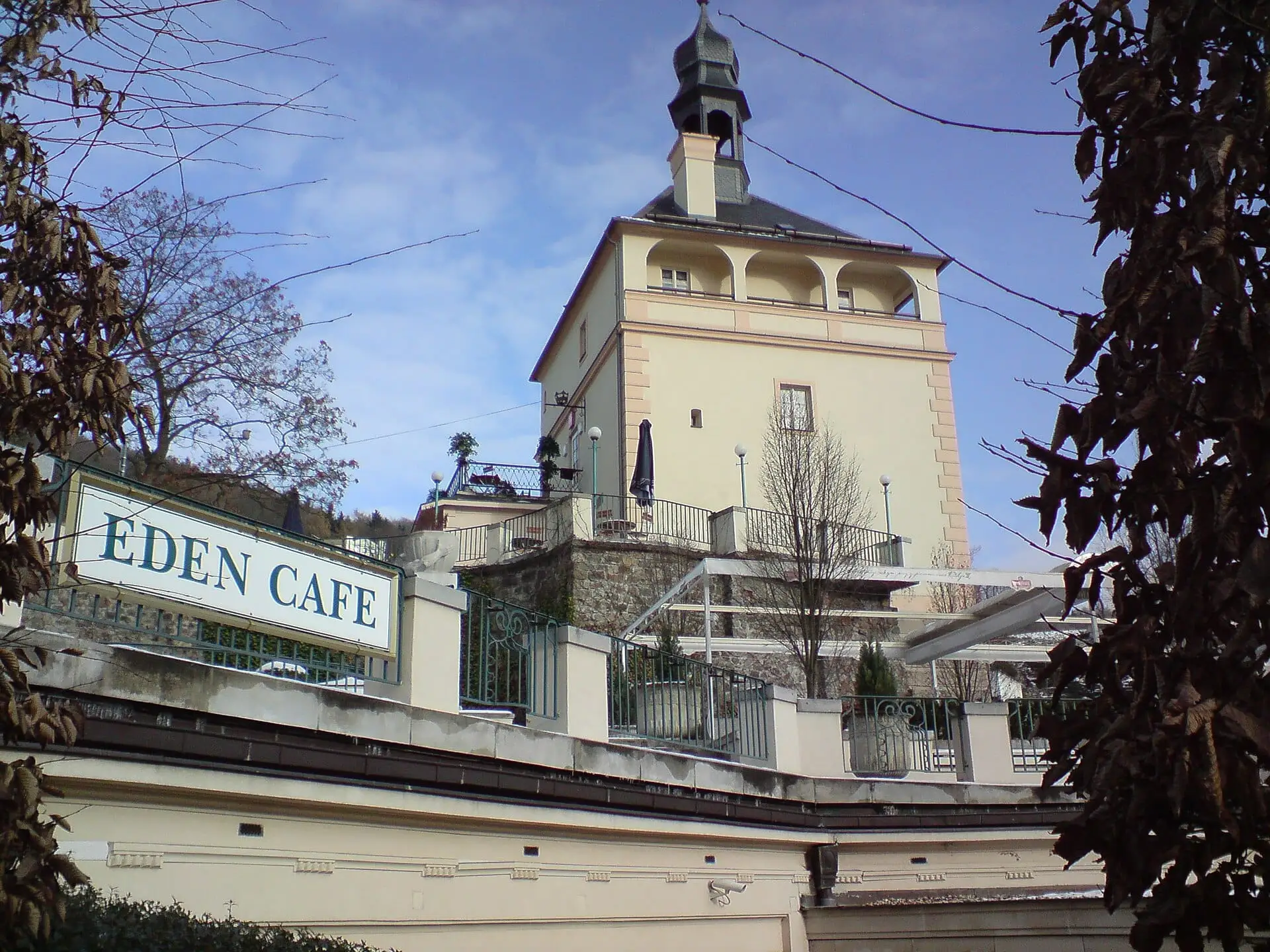 Eden Cafe