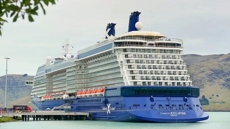 Celebrity Solstice class