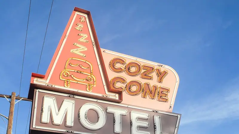 Cozy Cone Motel