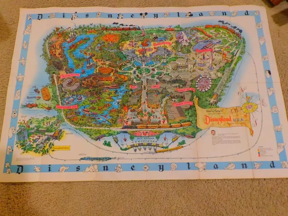 Mapa ilustrado de Disneyland Park