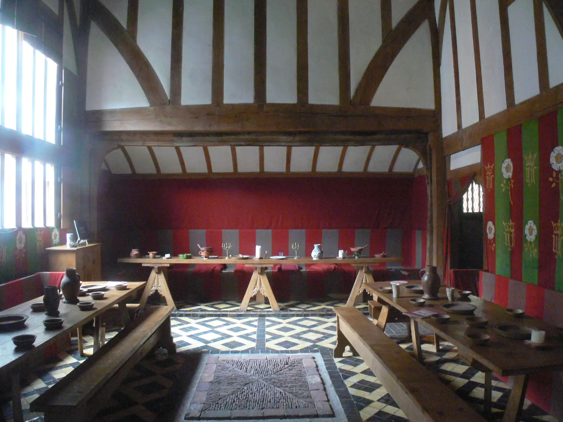 Mead Hall (Isle of Berk)