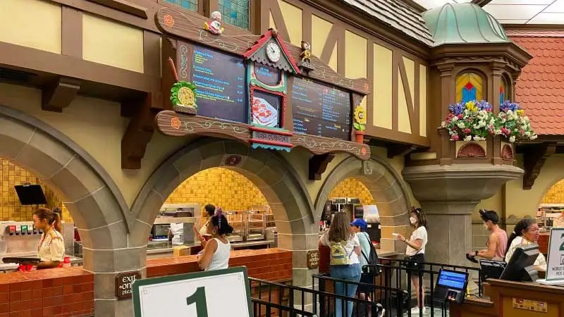 Pinocchio Village Haus